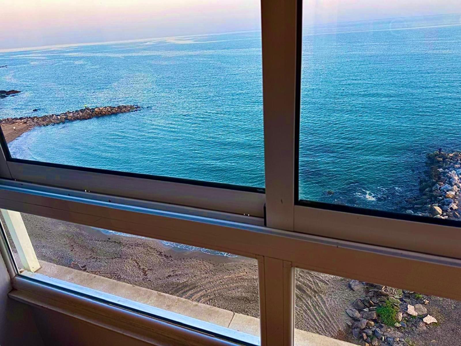 Primera Linea De Playa Benalmadena La Perla Playa Paraiso Eksteriør billede